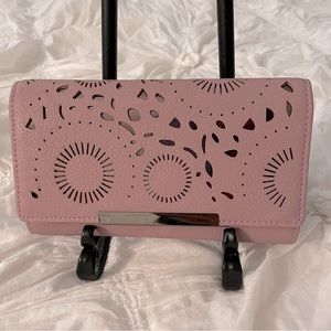 NWOT Bentley Mia & Luca dusty rose wallet, metallic floral laser cutout
